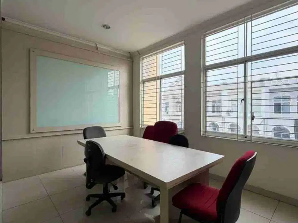 Dijual Cepat Ruko 3 Lantai Lokasi Strategis di Galaxy Kota Bekasi