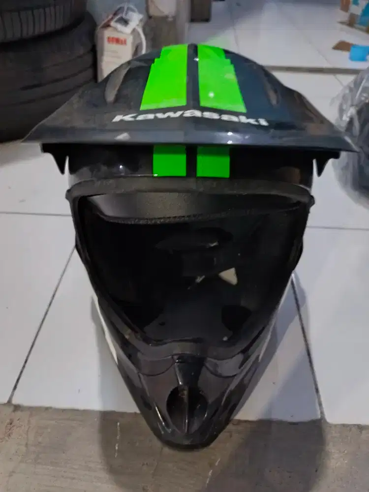 Helm Ori Bawaan KLX