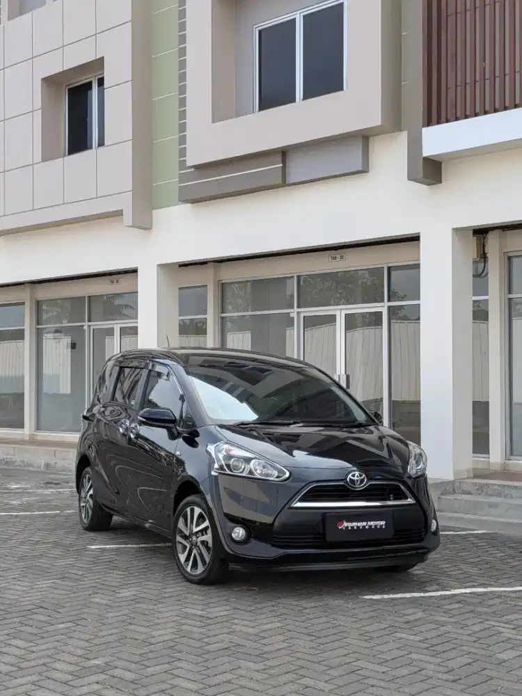 Toyota Sienta 1.5 V CVT 2017, GOOD CONDITION!