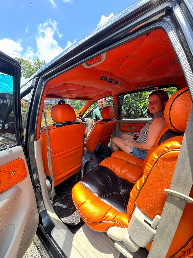 Driver Tour Guide