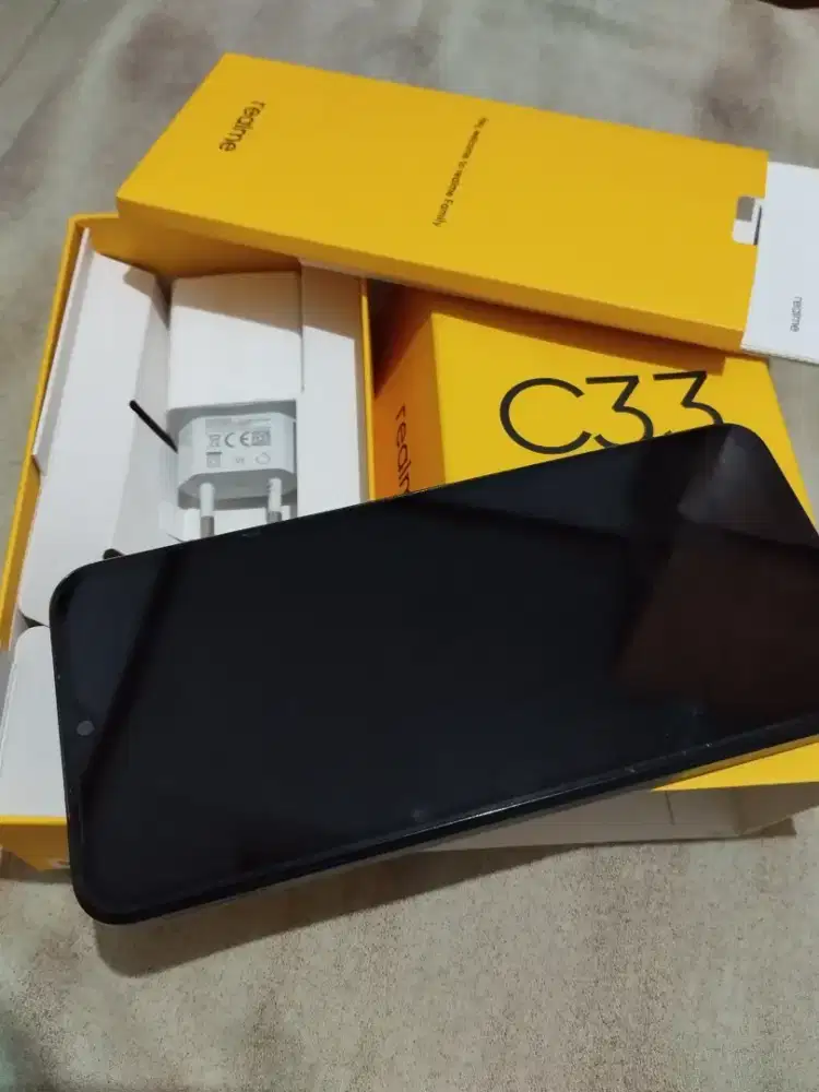 Real men C33 lengkap dus charger