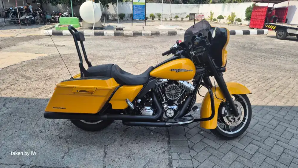 Harley-Davidson Street Glide Rare Color FP