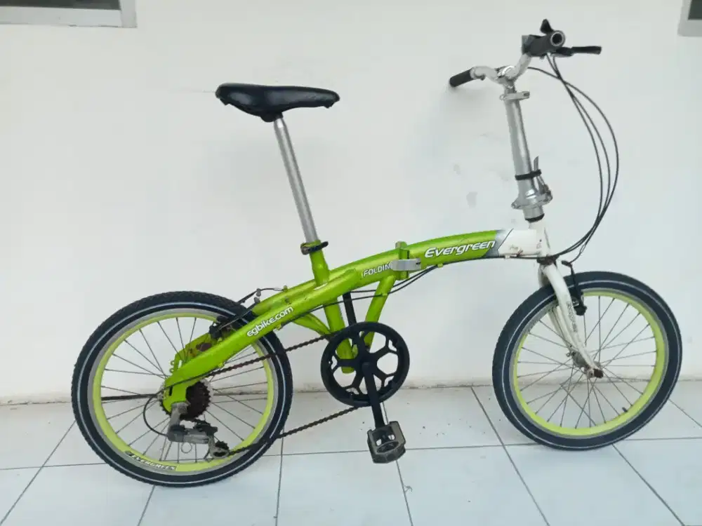Sepeda lipat Evergreen 20 siap gowes