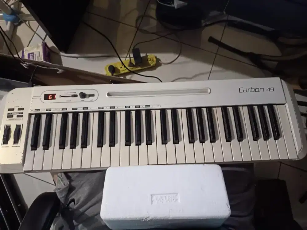 Samson Carbon 49 USB MIDI Controller Keyboard Studio Fullset Mulus