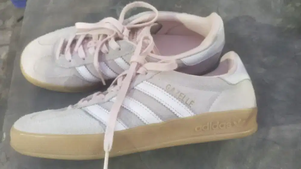 Adidas Samba like new