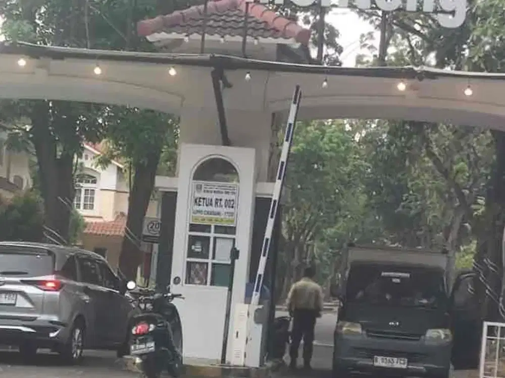 tanah. siap. bangun. huk. luas.  lingkungan. asri. jln lebar.  one. gate.