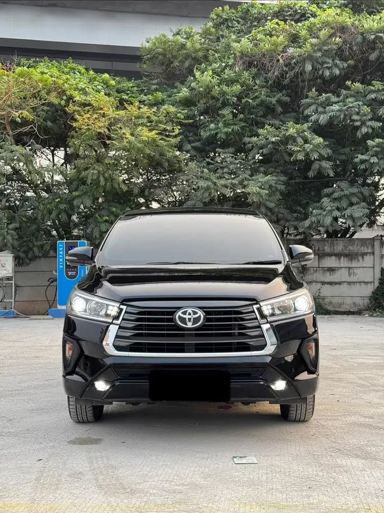 Innova V Luxury Captain seat Tgn1 Km30Rb bensin istimewa Cash termura