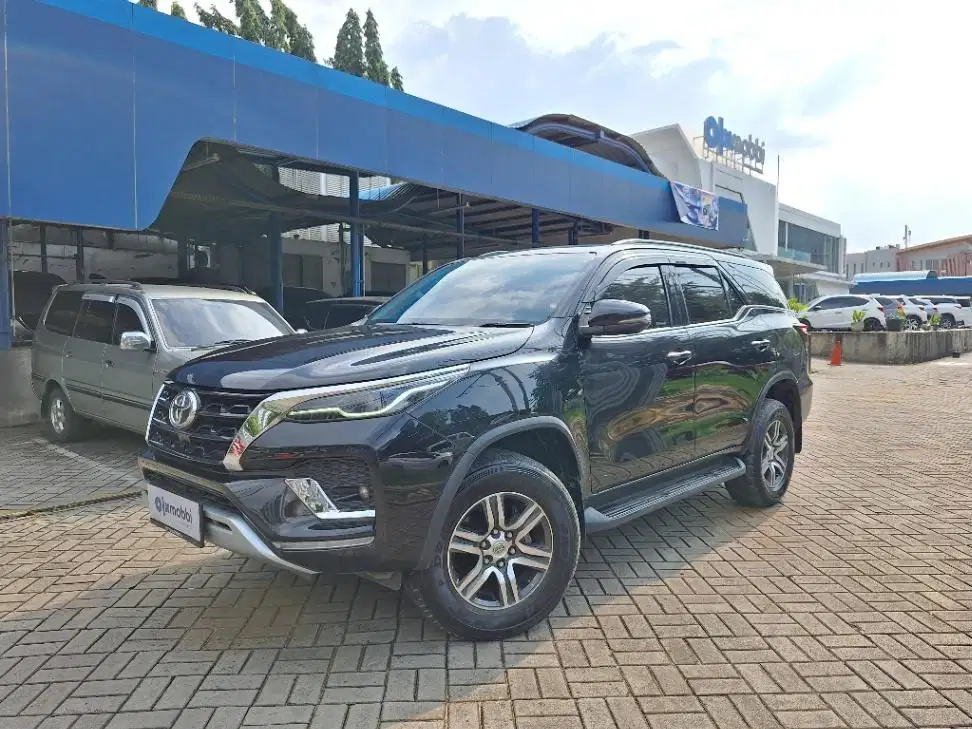 DISKON BESAR Toyota Fortuner 2023 KJR