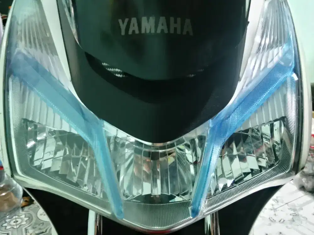 Matic gede Yamaha Lexi 2018 cc125 lengkap hidup putih mulus rawatan