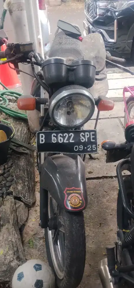 SUZUKI THUNDER 125CC TAHUN 2005