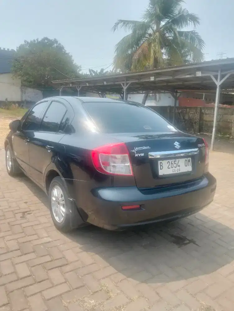 Suzuki APV 2010 Bensin