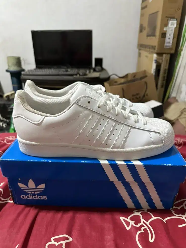 ADIDAS SUPERSTAR TRIPLE WHITE