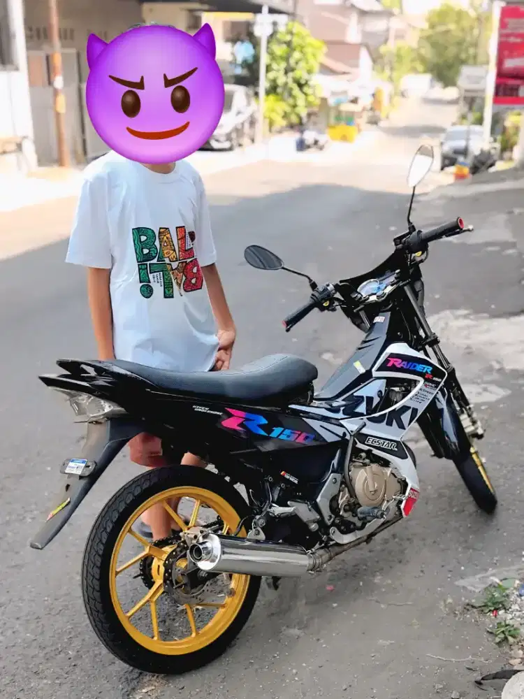 Motor Suzuki Satria FU FL