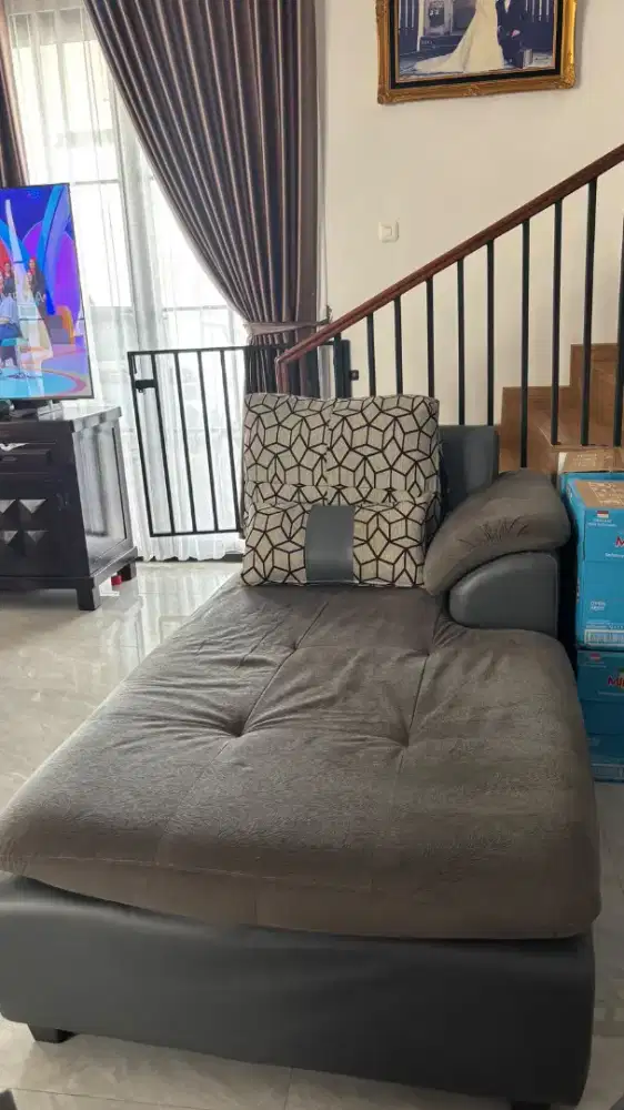 Dijual murah sofa L merk maggio