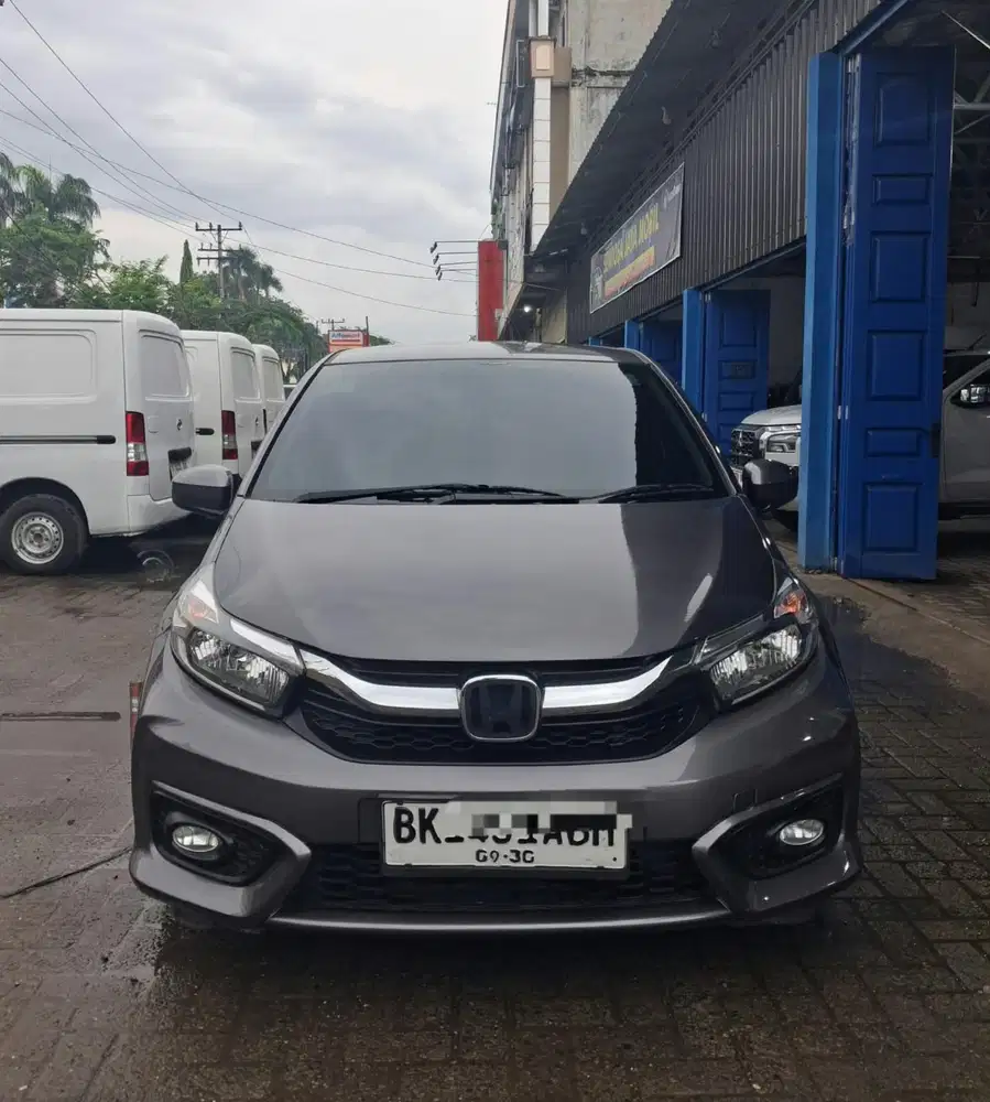 Brio E matif 2020 abu abu