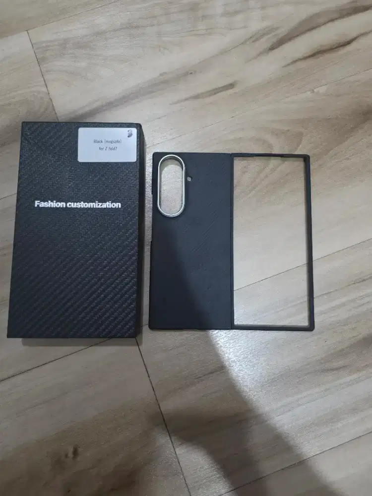 Case samsung fold 7 carbon original aramid(ringan kokoh dan presisi)