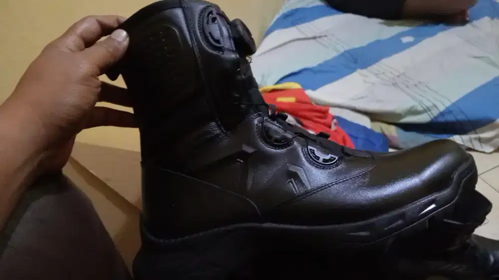 Dijual sepatu PDL