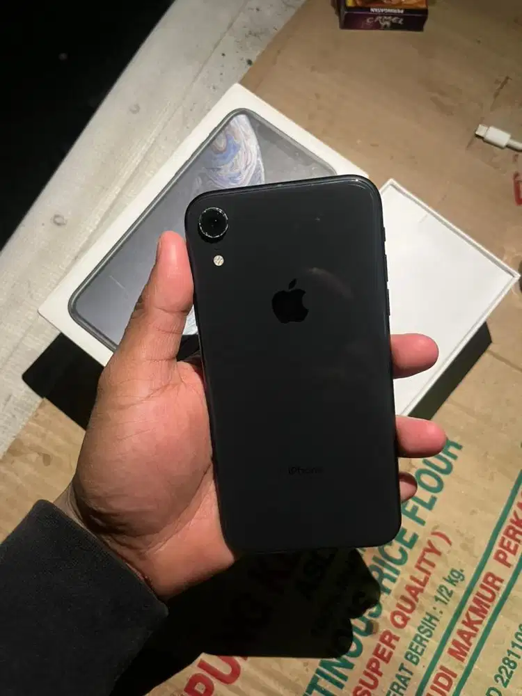iphone XR 256gb inter
