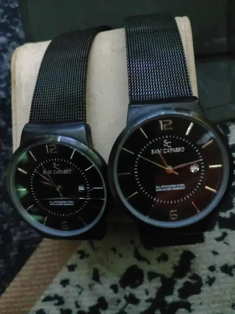 Beli 1 pasang gratis 1 jam tangan
