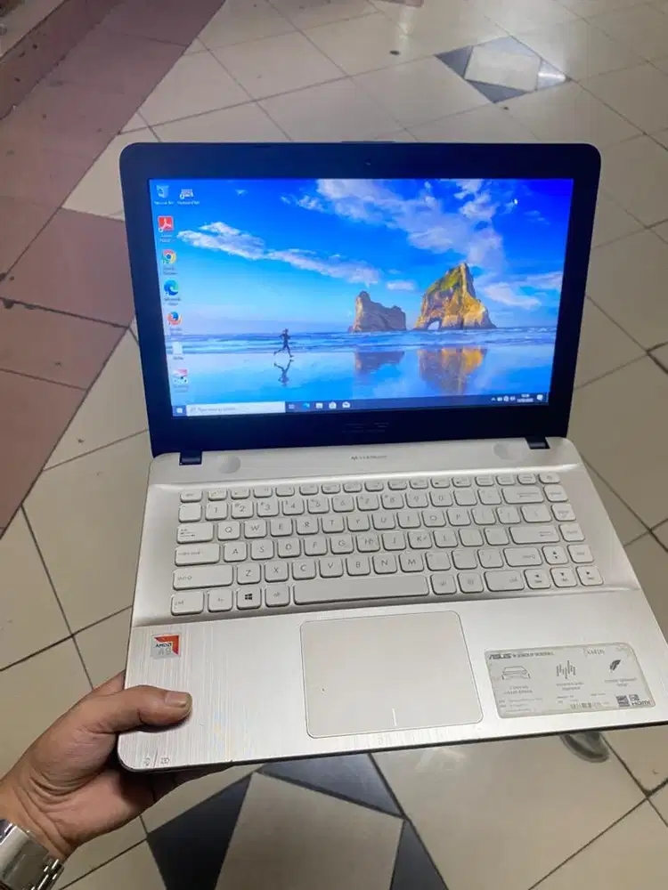 laptop asus vivoobok x441B