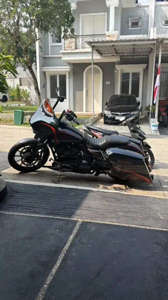 Harley Street Glide Special 2014