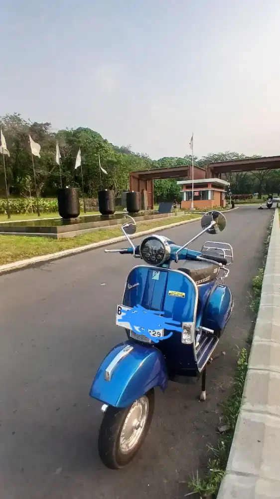 Vespa p150x look new px