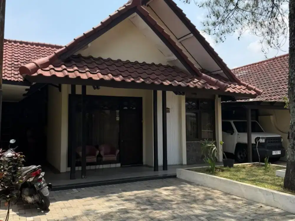 Disewakan Rumah Siap Huni di Dalam Cluster Antapani dekat Arcamank Bandung