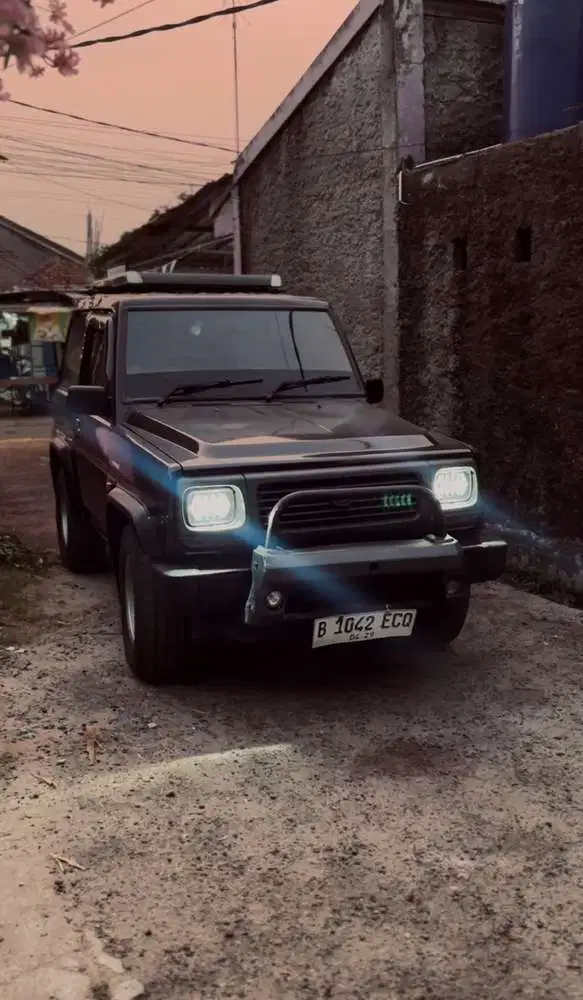 Daihatsu Feroza 1995 Bensin