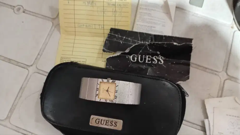Jam tangan Quess ori