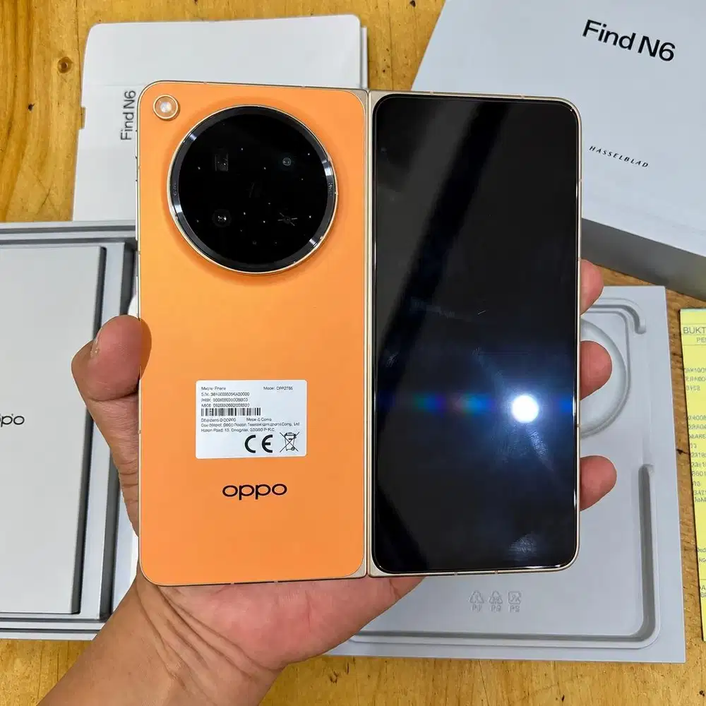 Like new Oppo Find N6 Fold 5G 16/512GB Global Blossom Orange pajak