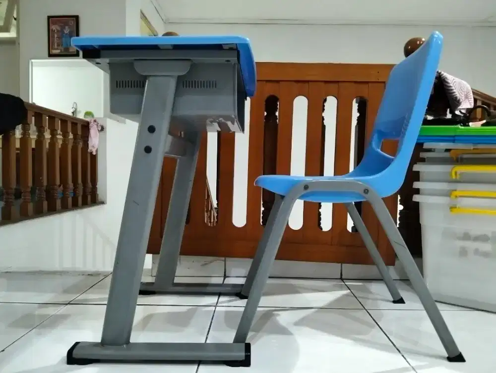 Meja Belajar Dan Kursi Belajar Kokoh