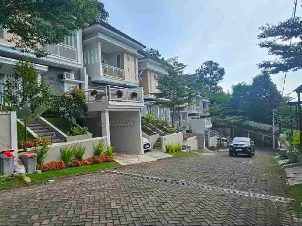 rumah dikontrakkan disewakan di perum begawan villas dau dekat kampus UNMUH, UIN kedokteran dan pon pes ar rohmah Lingkungan aman dan nyaman 24 jam view cakep seperti di villa dekat arah batu