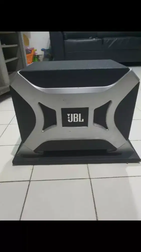 Dijual murah subwoofer JBL Basspro 2