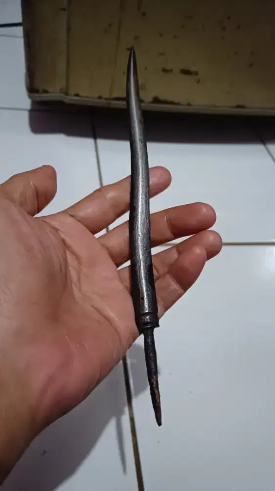 Pusaka ccngkanil barang antik