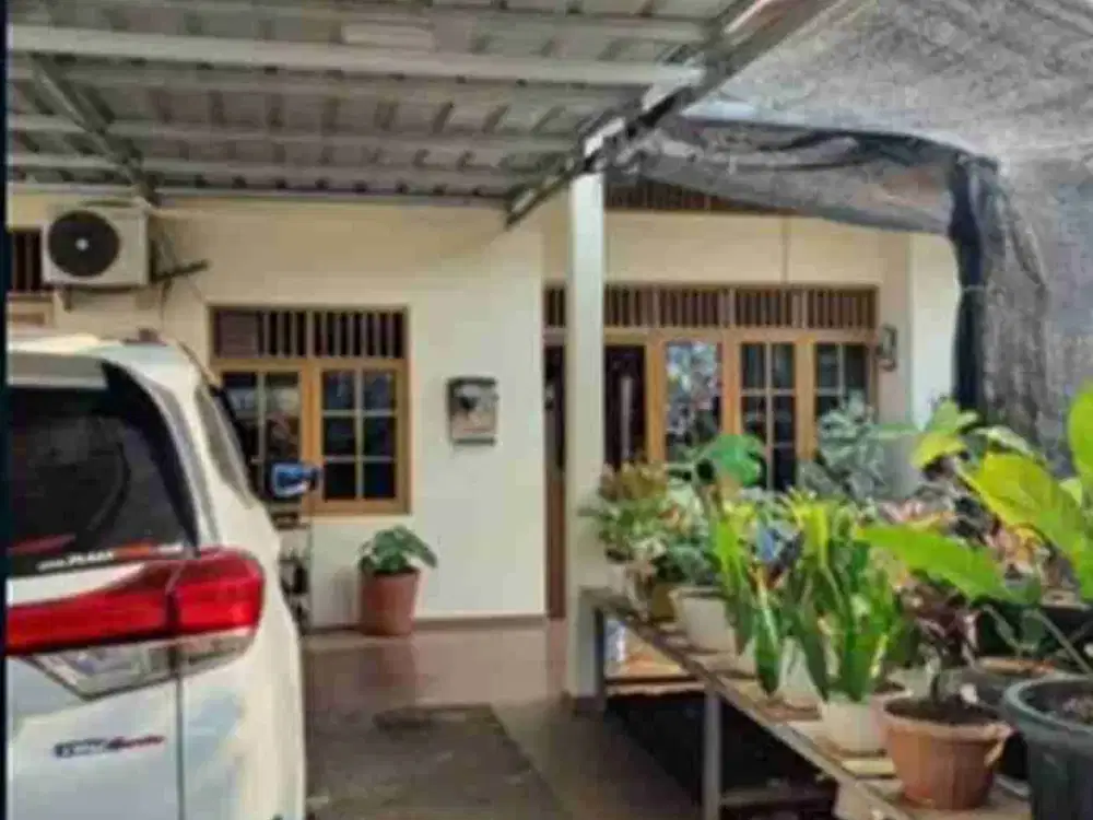 JUAL CEPAT RUMAH DI JL HAJI SAABAH MERUYA SELATAN JAKARTA BARAT