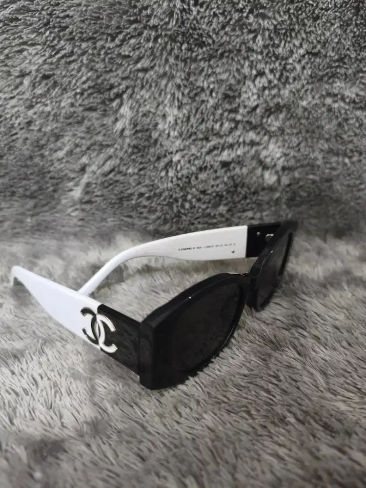 Chanel sunglasses vintage AUTH