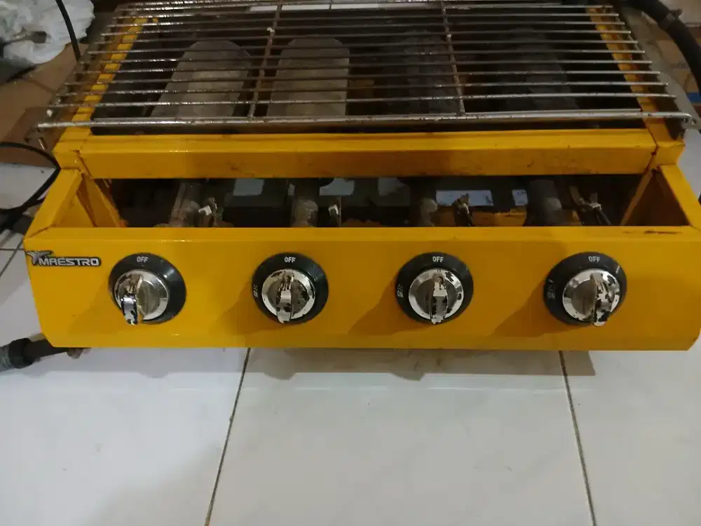 Kompor bakaran 4 tungku