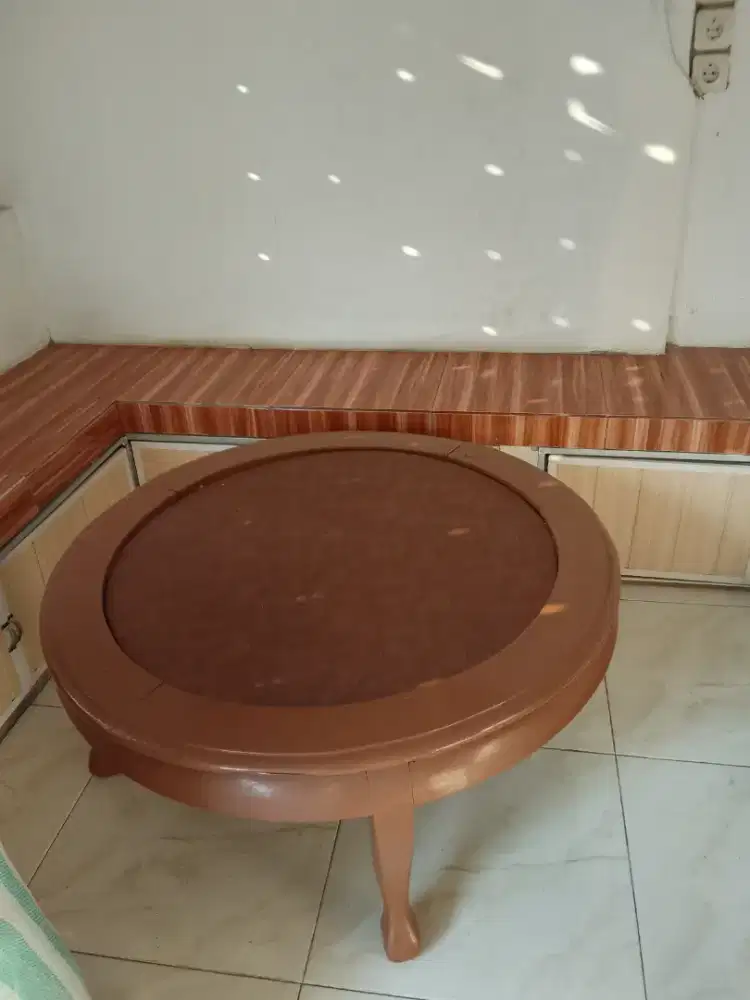 Dijual meja kayu jati antik bundar