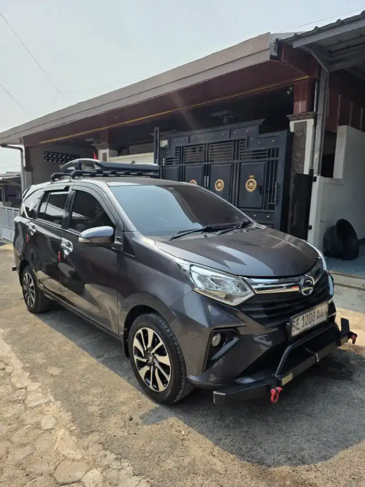 Sigra r full variasi