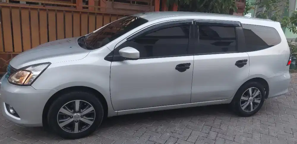 Nissan grand livina CVT Automatic
