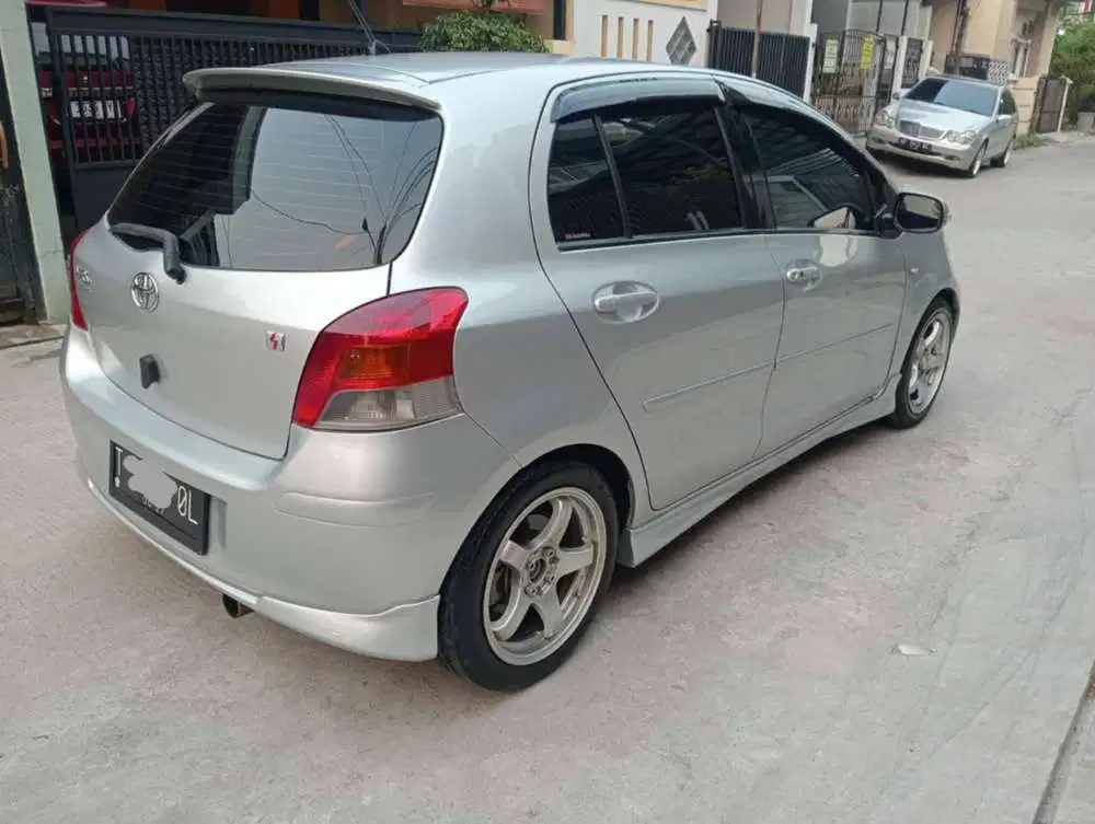 Toyota Yaris S LIMITED MATIC 2010
