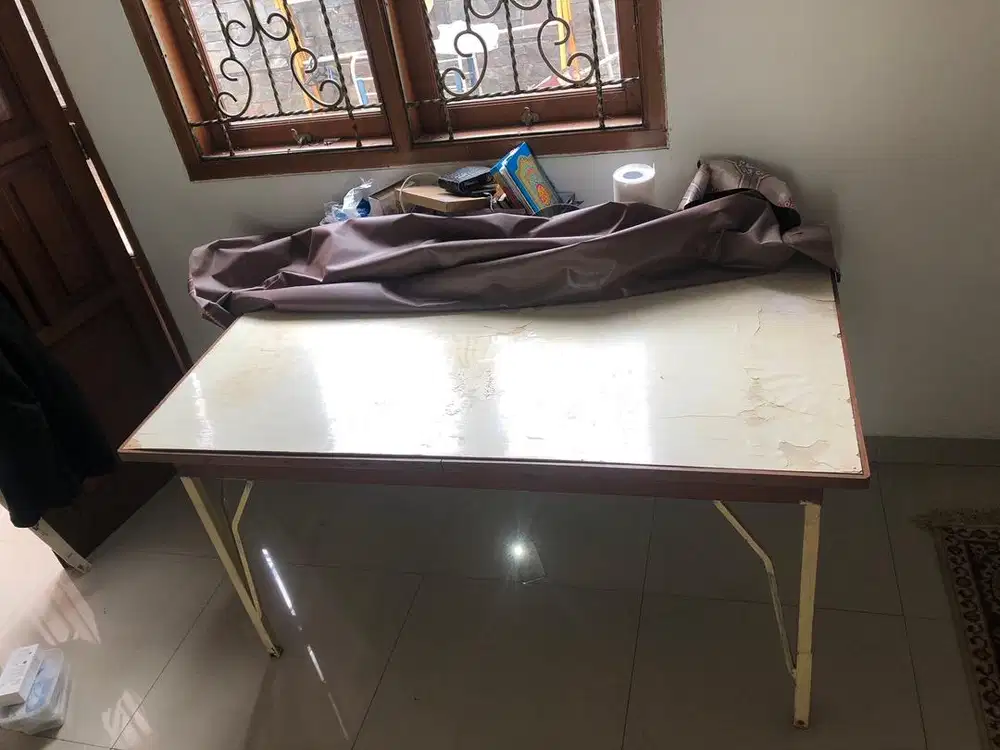 Meja (makan/kerja/rapat) Kayu Tebal, Kaki Besi