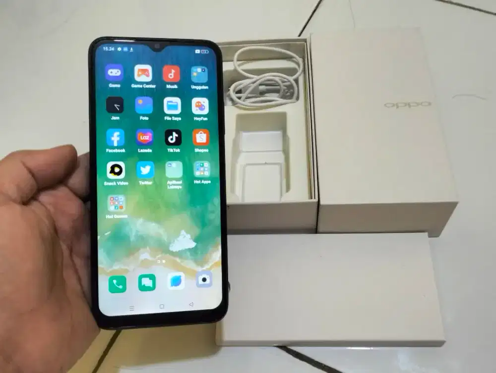 BU OPPO A17 RAM 6GB / 128GB 4G LTE Duos 6.56in 50MegaPixel 5000Mah