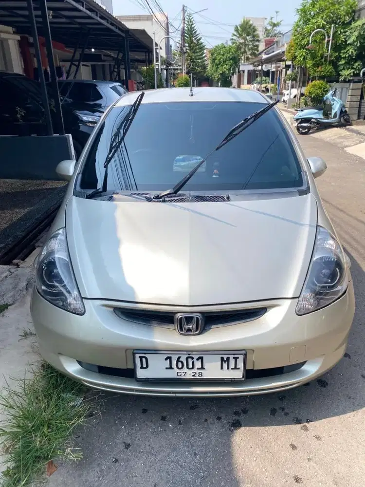 Honda jazz idsi 2004
