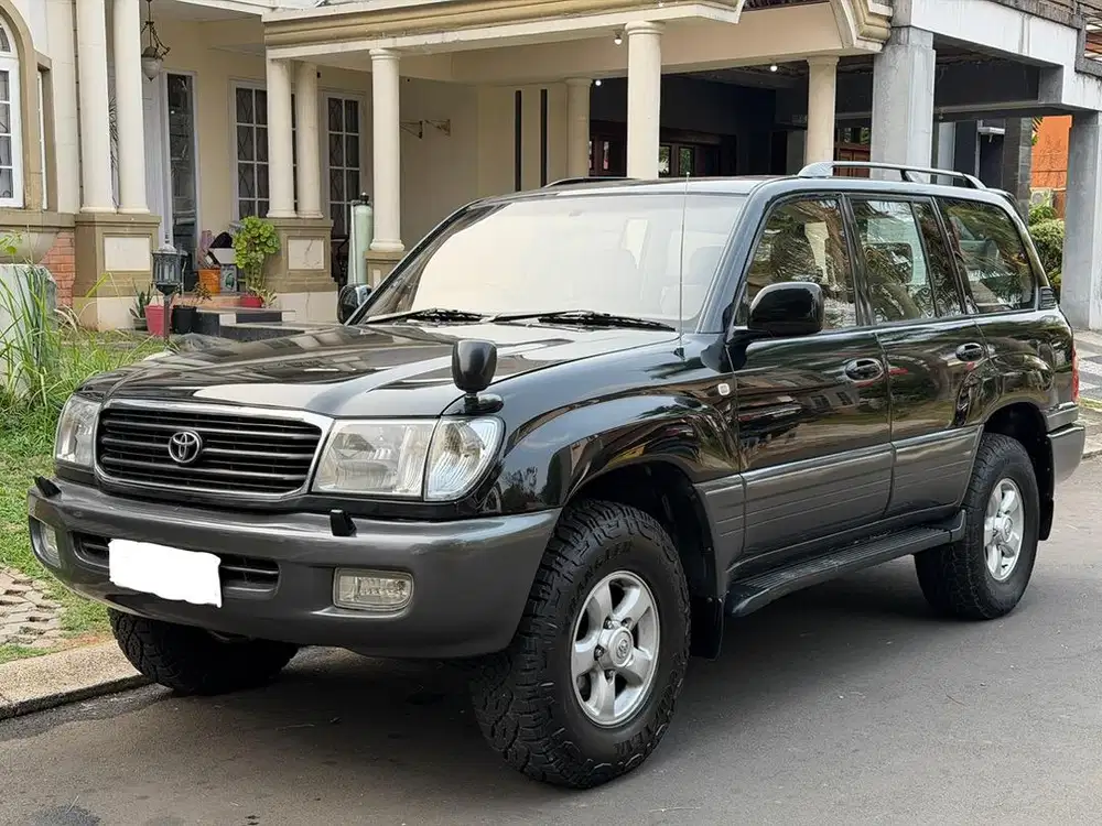 Toyota land cruiser vx100