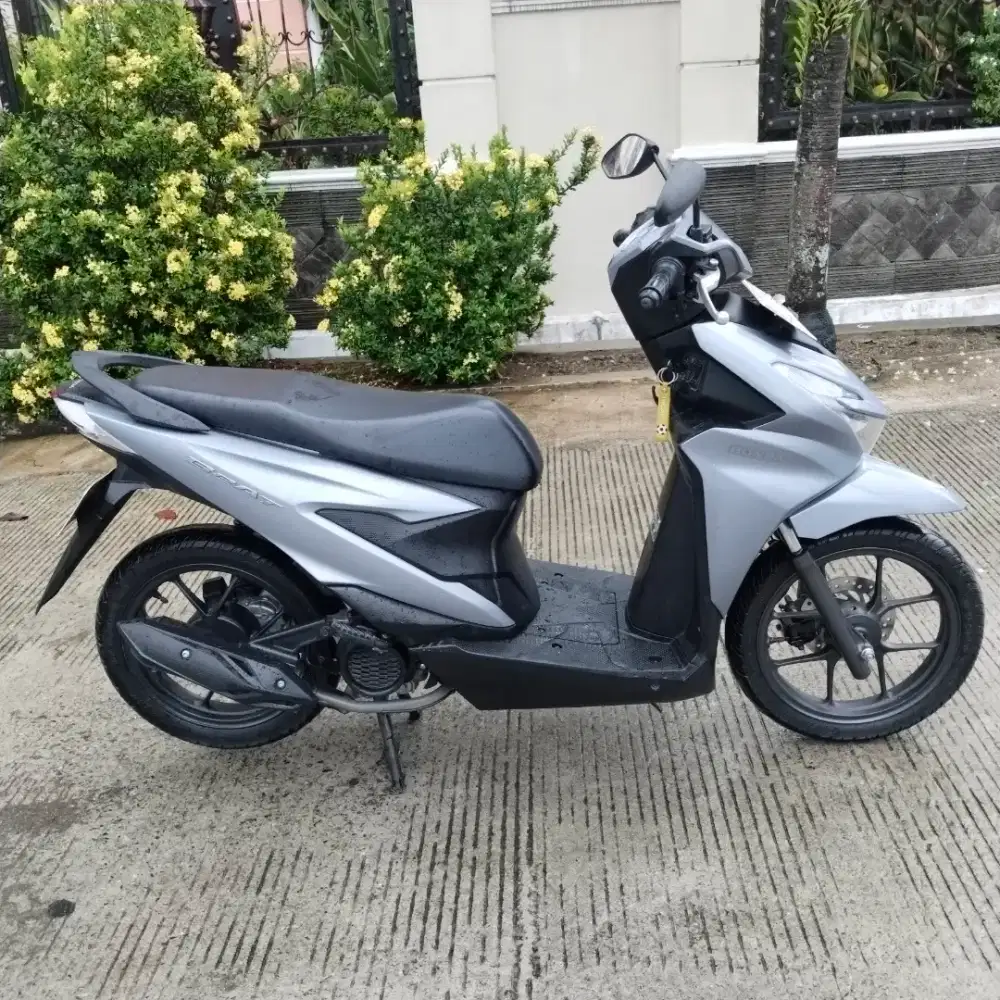 Dijual Beat Deluxe tahun 2024 akhir