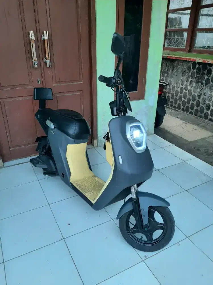 Sepeda Listrik Uwinfly