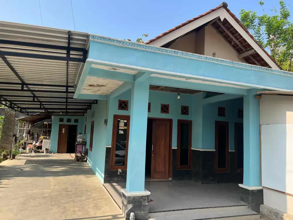 Turun Harga Jual rumah pinggir Jalan raya di Gari Wonosari Gunungkidul shm Pekarangan siap pakai
