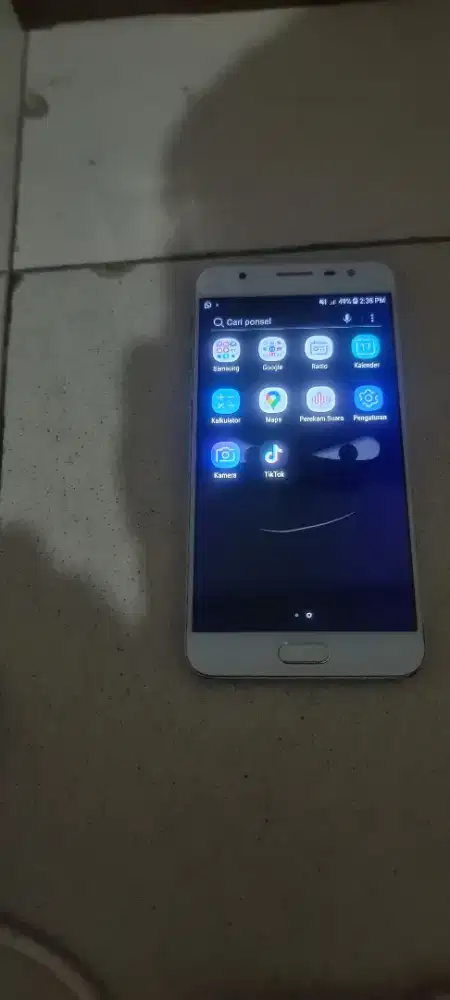 Samsung  Galaxy J7 Prime.