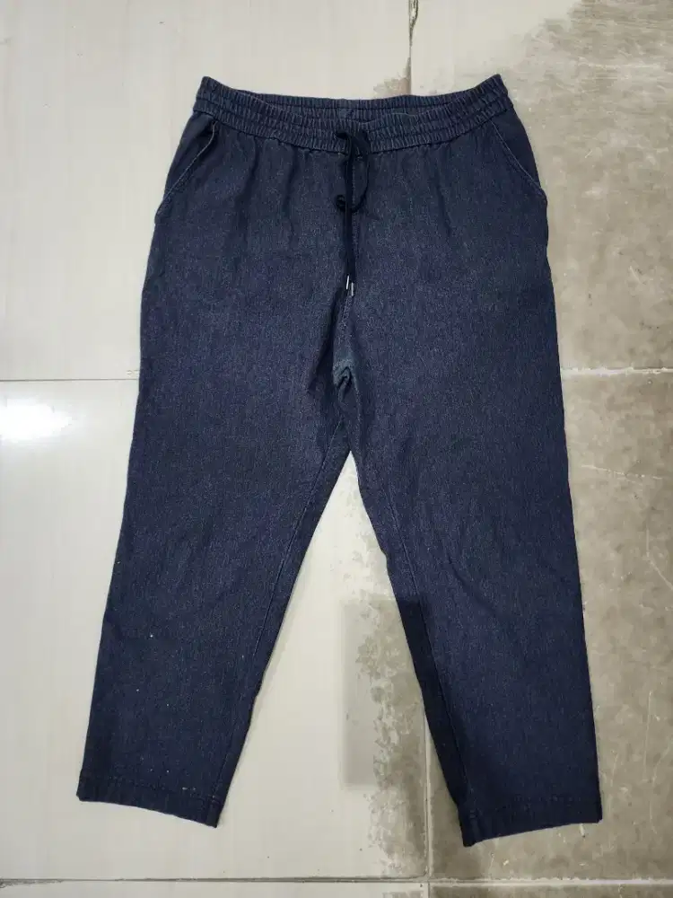 Celana cewek denim uniglo masih bagus